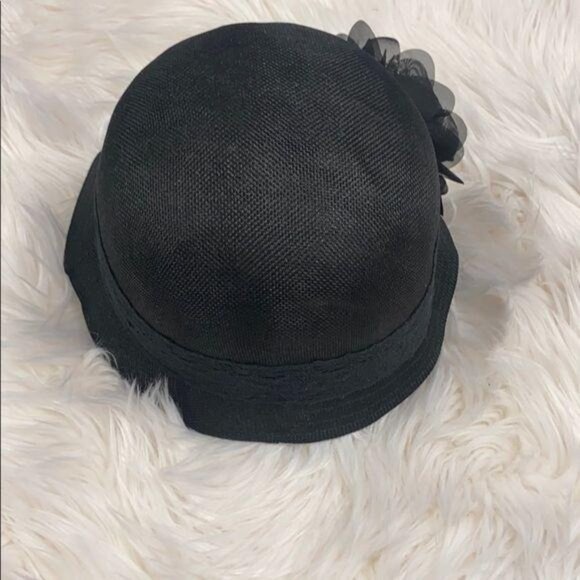 Black Gatsby Linen Hat Floral Detail - Picture 2 of 4